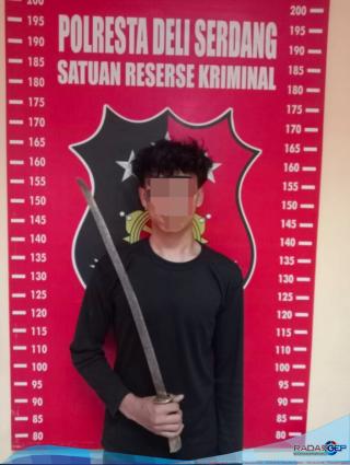 Sat Reskrim Polresta Deli Serdang Amankan Pemuda Pembawa Sajam di Lokasi Rawan Begal